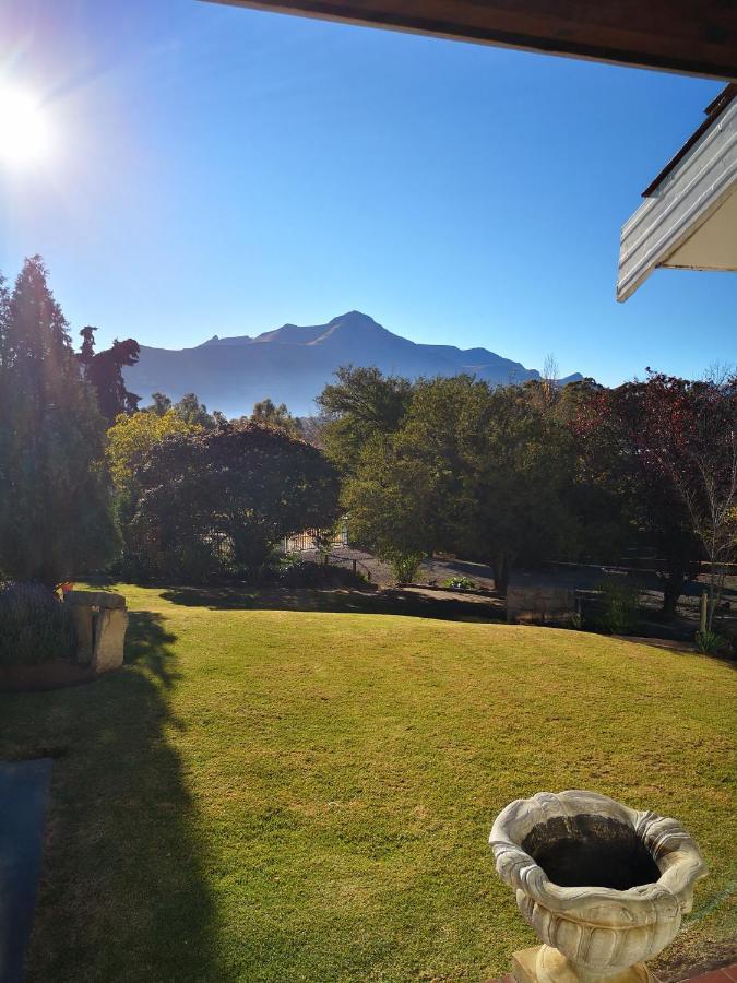 Villa Clarens On Collett Esterno foto