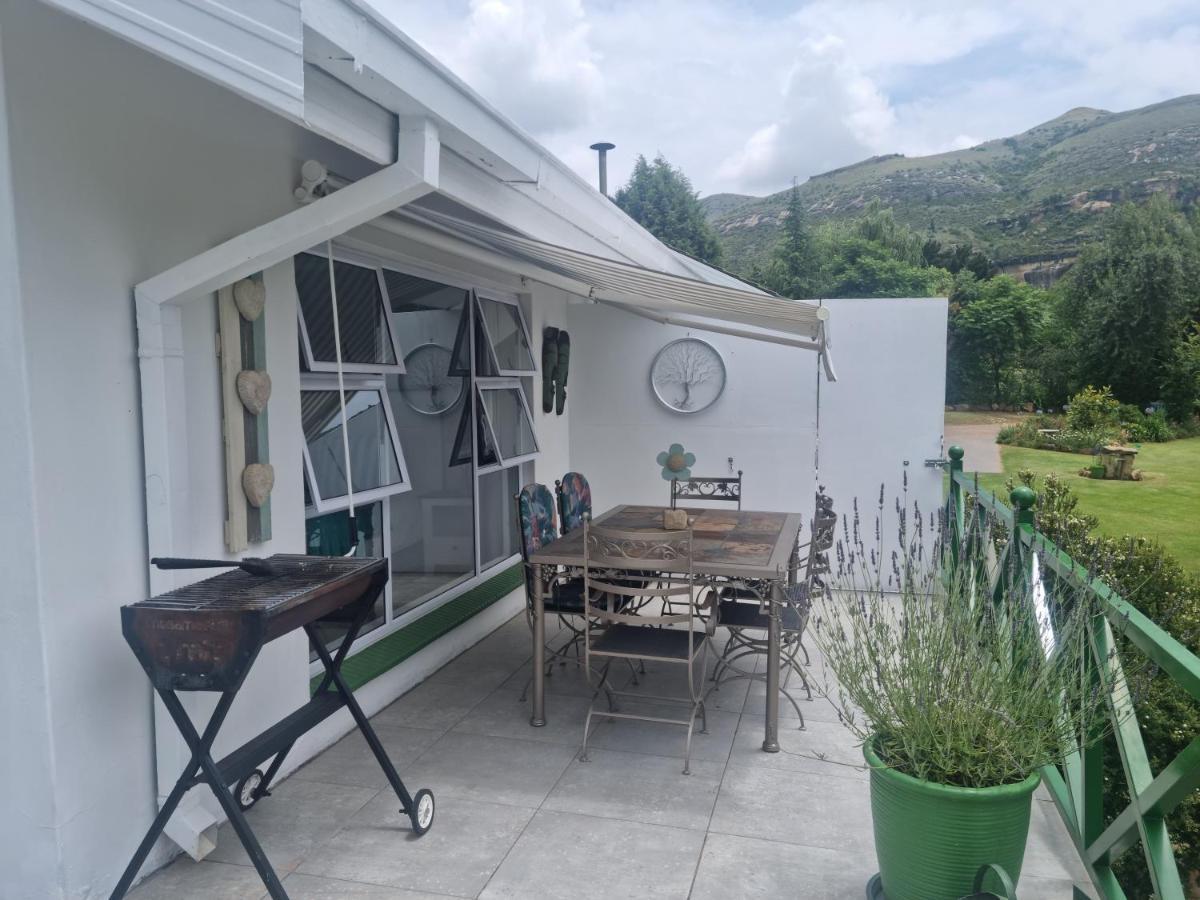 Villa Clarens On Collett Esterno foto