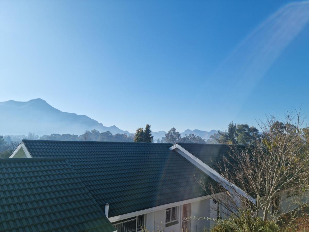 Villa Clarens On Collett Esterno foto