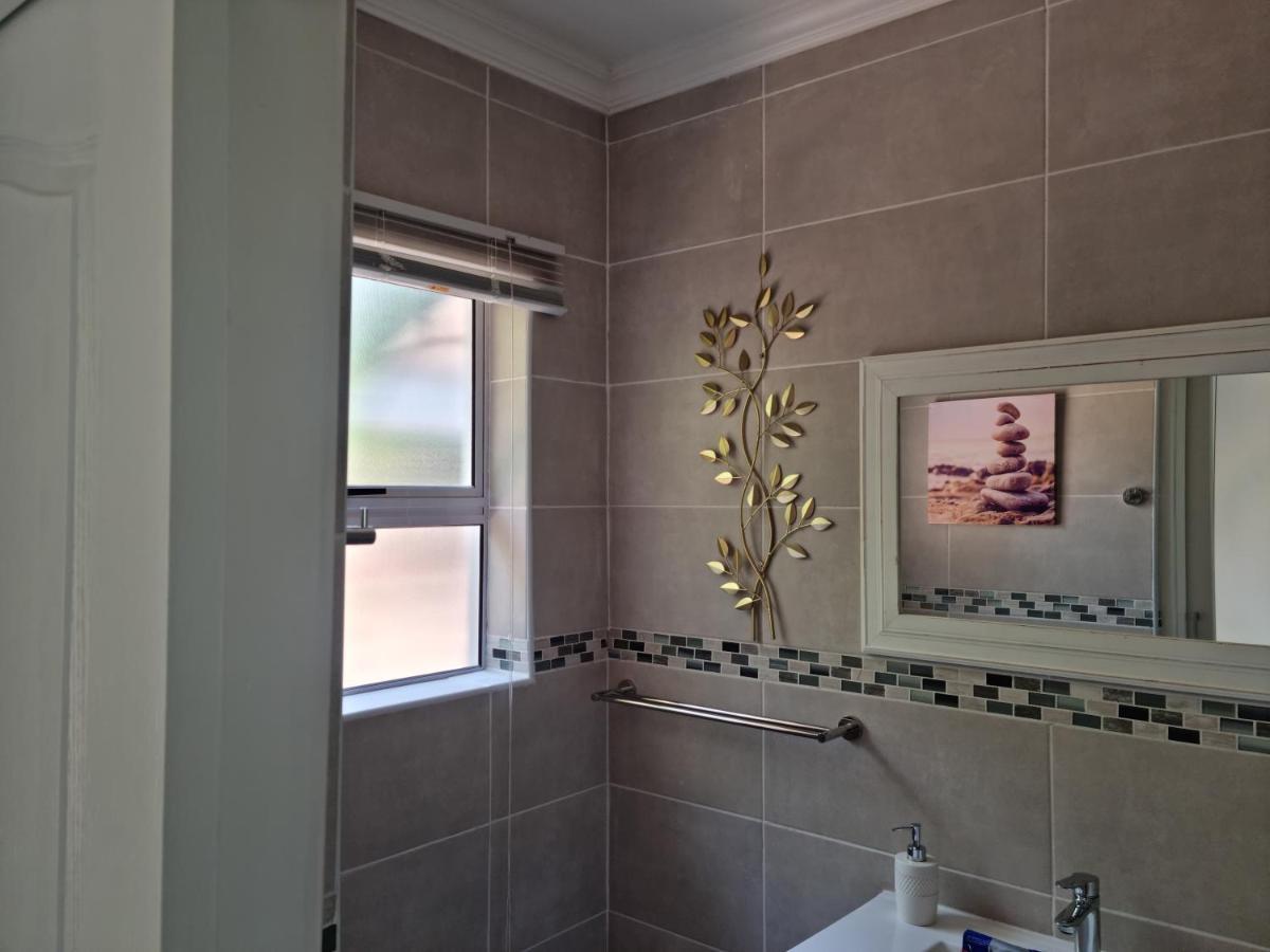 Villa Clarens On Collett Esterno foto