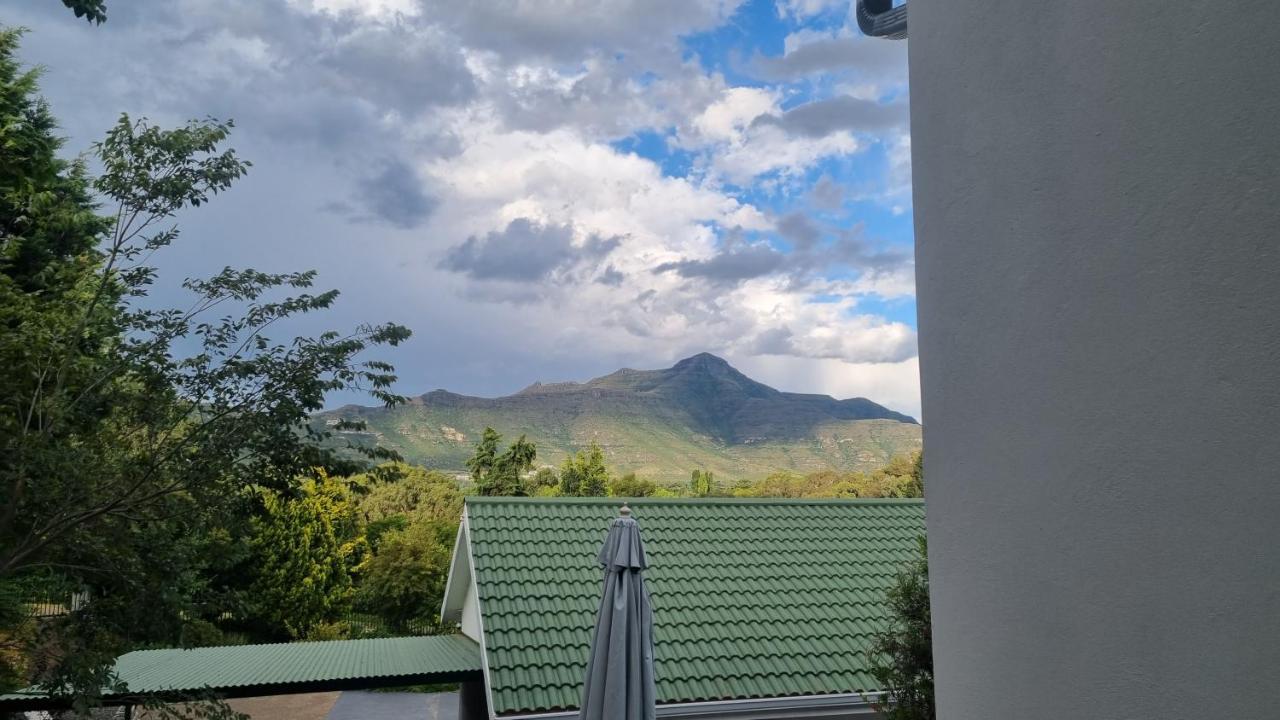 Villa Clarens On Collett Esterno foto