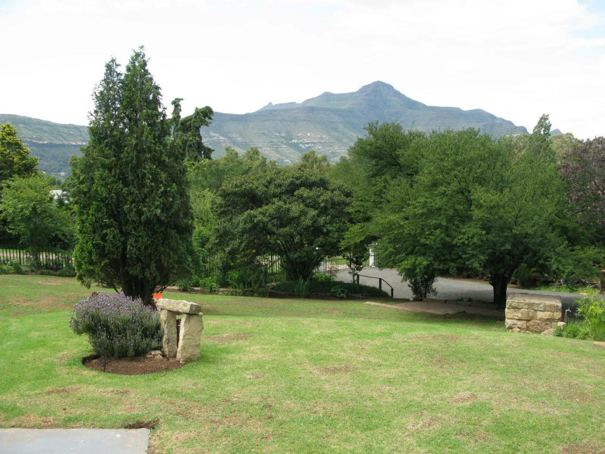 Villa Clarens On Collett Esterno foto